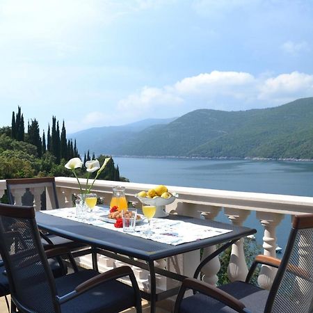 Apartment Jelena โมลูนัท ภายนอก รูปภาพ